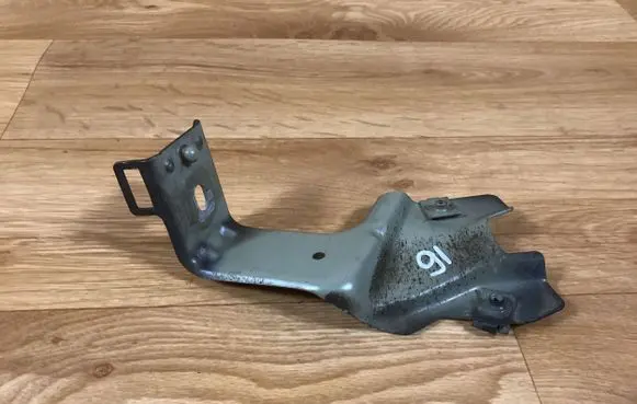 Opel Insignia A Radiator mount bracket 0439