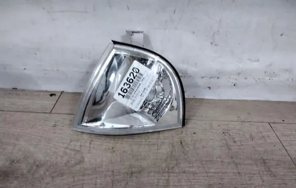 Skoda Fabia Mk1 (6Y) Front indicator light