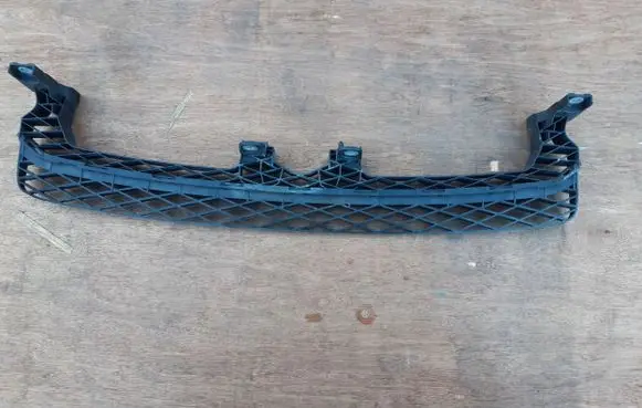 Volkswagen PASSAT B7 Front bumper mounting bracket 3AA807571