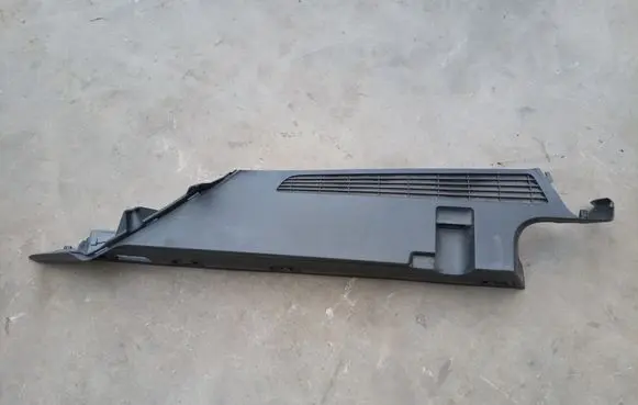 Skoda Superb B6 (3T) Trunk/boot lower side trim panel 3T9867761