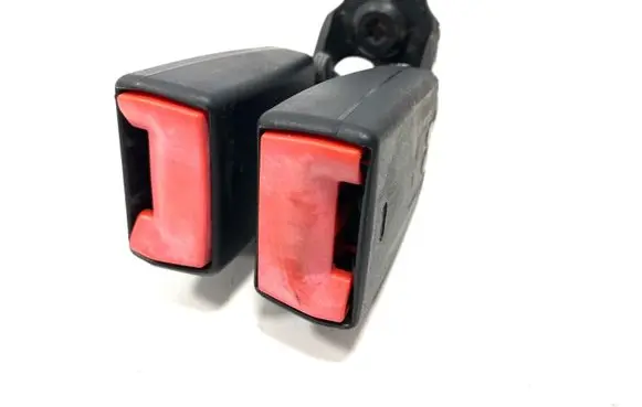 Ford Kuga I Rear seatbelt buckle A613K21AA A613K21 33031805