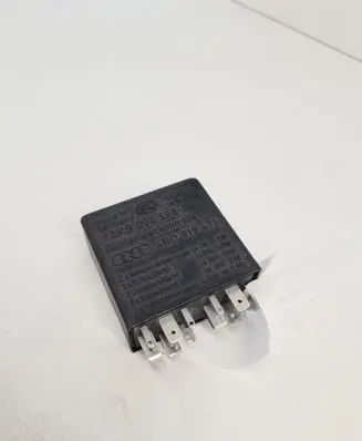 Audi A4 S4 B5 8D Other relay 5KG00656804 4B0919471 387