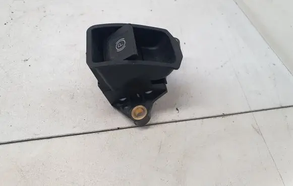 Toyota Avensis T270 Hand parking brake switch 8439005010