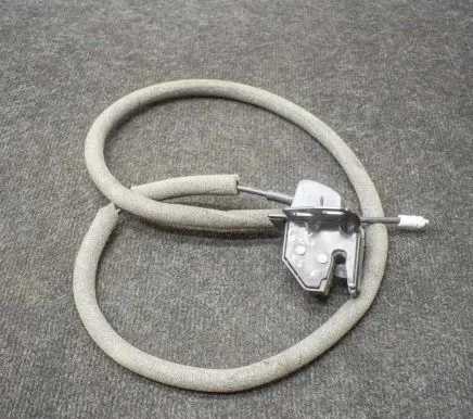 Renault Master III Rear door lock