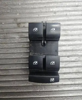 Opel Zafira C Electric window control switch 13305009 2518384