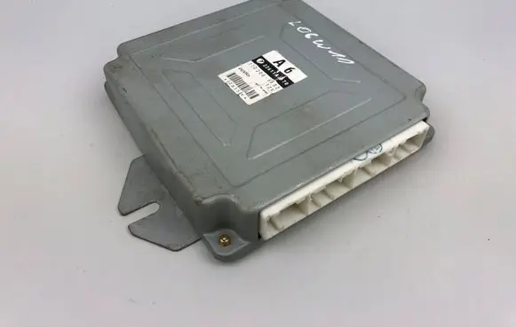 Subaru Legacy Engine control unit/module 22611AJ670