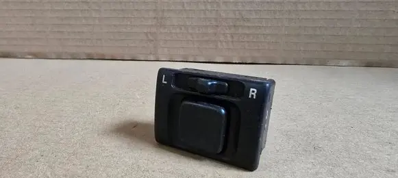 Suzuki Ignis Wing mirror switch 3795075F00