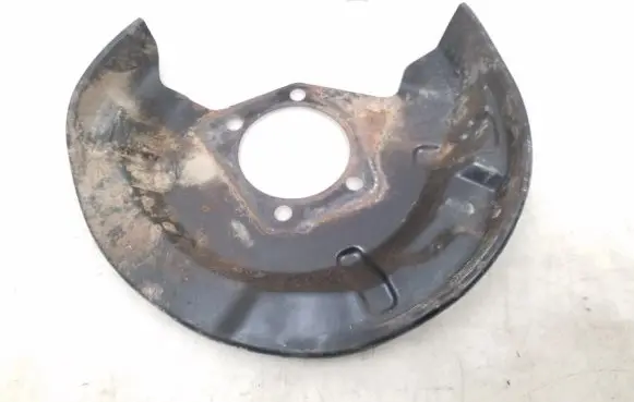 Nissan Qashqai Rear brake disc plate dust cover 