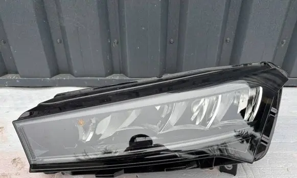 Skoda Enyaq iV Headlight/headlamp 5LB941015F