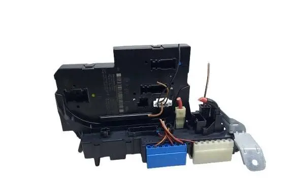 Mercedes-Benz C W204 SAM control unit 2049006401 2045458932