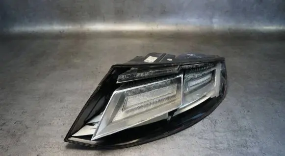 Audi TT TTS RS Mk3 8S Rear/tail lights 8S0945096A
