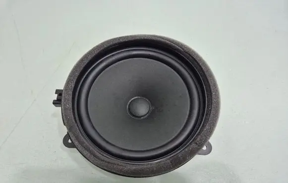 Volvo S60 Front door speaker 31350425