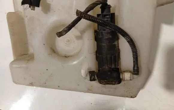 Audi A3 S3 8P Windscreen/windshield washer pump 