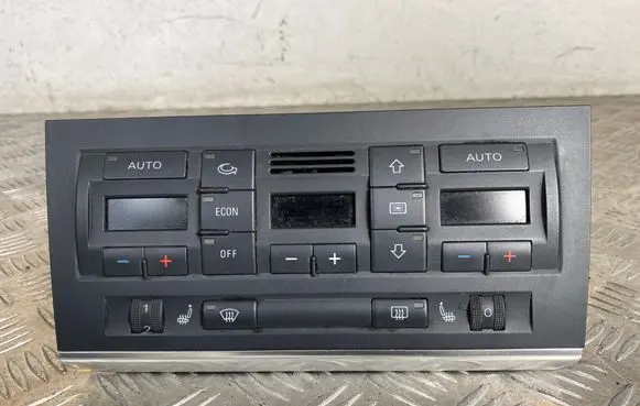 Audi A4 S4 B7 8E 8H Climate control unit 8E0820043AK 0005970