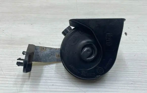 Volvo V70 Horn signal 0055306