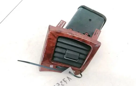 Toyota Avensis Verso Dash center air vent grill 5565044080 55650-44080