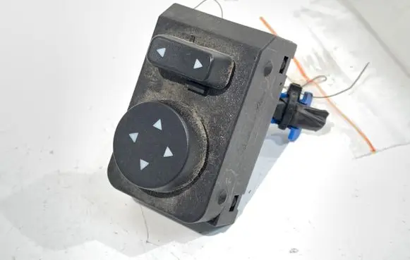 Fiat Grande Punto Wing mirror switch