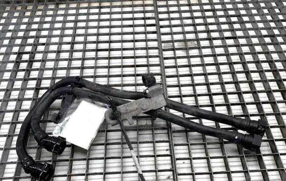 Peugeot 3008 II Engine coolant pipe/hose 9822184680