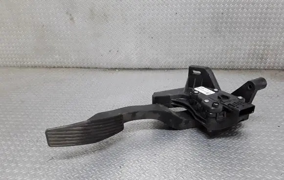 Opel Meriva A Accelerator throttle pedal 93335443