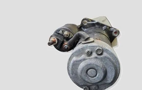 Opel Insignia A Starter motor 55352882