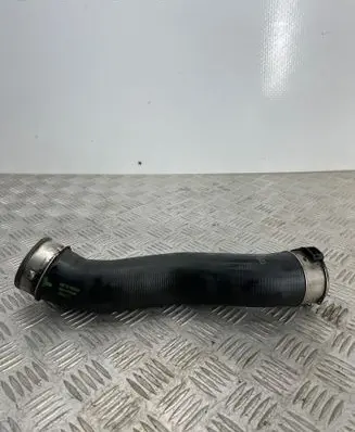 Intercooler hose/pipe