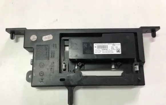 Citroen DS7 Crossback Bluetooth control unit module