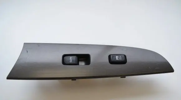 Lexus IS 220D-250-350 Electric window control switch 8403053020