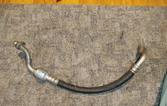 Nissan Qashqai+2 Air conditioning (A/C) pipe/hose 