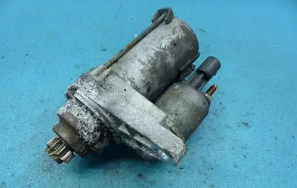 Volkswagen Golf V Starter motor D6GS12 IMPRK1039636