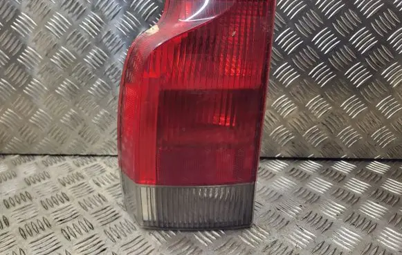 Volvo V70 Rear/tail lights 9154497
