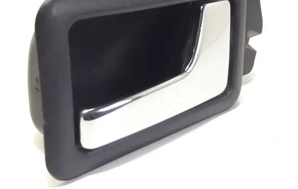 Rear door interior handle