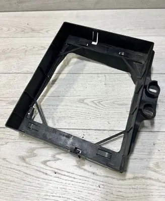 BMW M5 Radiator mount bracket 2284279 PA66GF30 X6361002