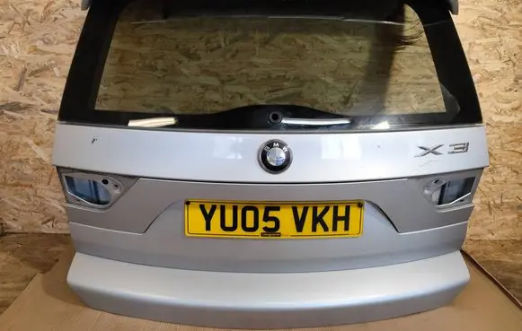 BMW X3 E83 Tailgate/trunk/boot lid 