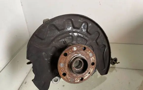 Audi Q2 - Front wheel hub spindle knuckle 5Q0407258C
