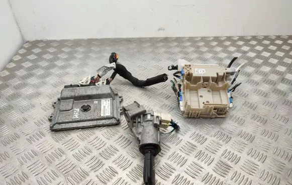 Engine ECU kit and lock set