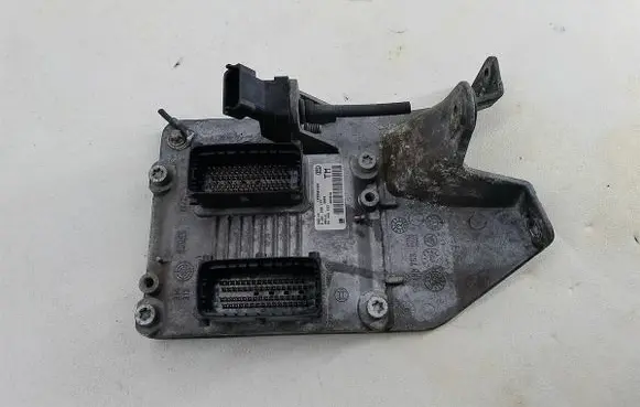 Opel Zafira A Engine control unit/module ECU 55352933