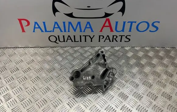 Volkswagen Sharan Engine mount bracket 04L199207D