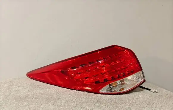 Hyundai i40 Rear/tail lights 924013Z0