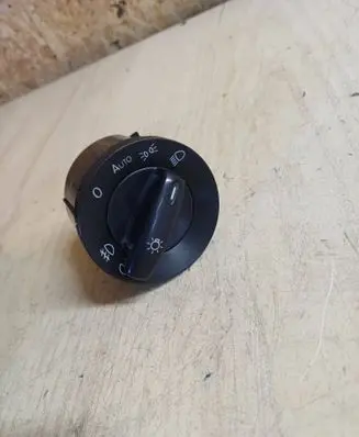 Light switch