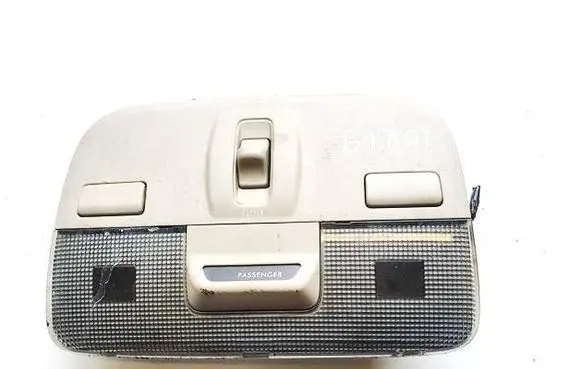 Subaru Outback Front seat light vc12008 vc12-008