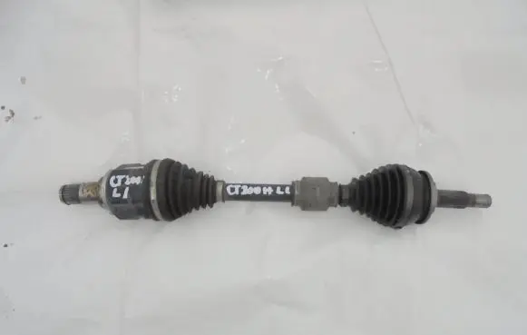 Lexus CT 200H Front driveshaft
