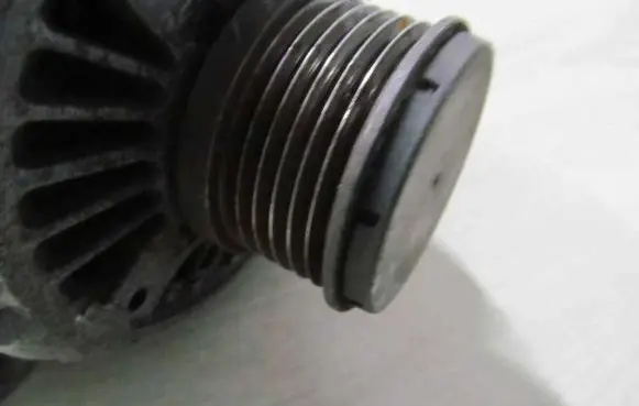 Volvo S40, V40 Generator/alternator 9472908 4002