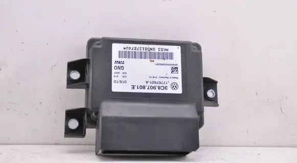 Volkswagen PASSAT B6 Rear brake EMF control unit/module 3C8907801E