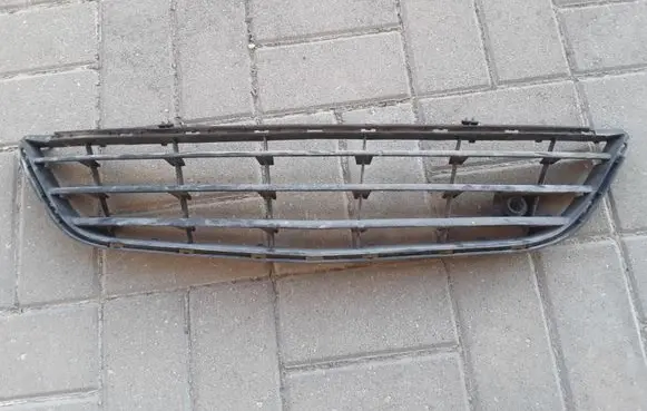 Opel Corsa D Front bumper lower grill 13179942