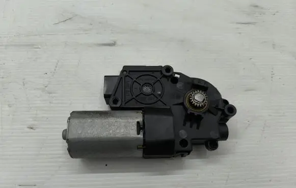 Volvo XC60 Sunroof motor/actuator 30799673