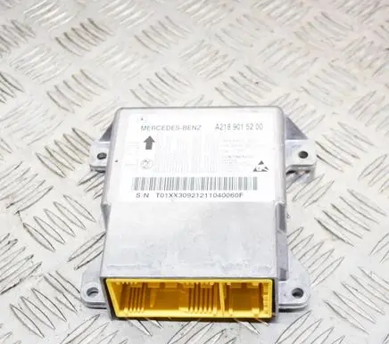 Mercedes-Benz CLS C218 X218 Airbag control unit/module A2189015200