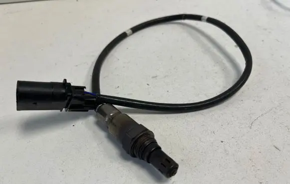 Volkswagen PASSAT B8 Lambda probe sensor 4l90626