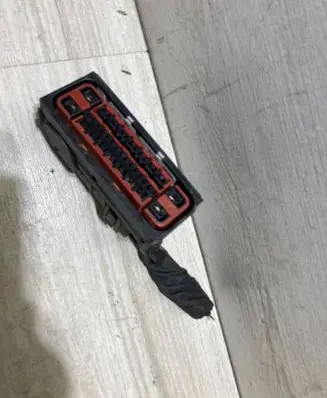 Volvo XC60 ABS module connector plug 