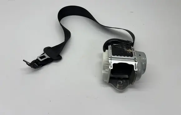 Audi A4 S4 B9 Rear seatbelt 8W0857805A 44169078 YD41925517