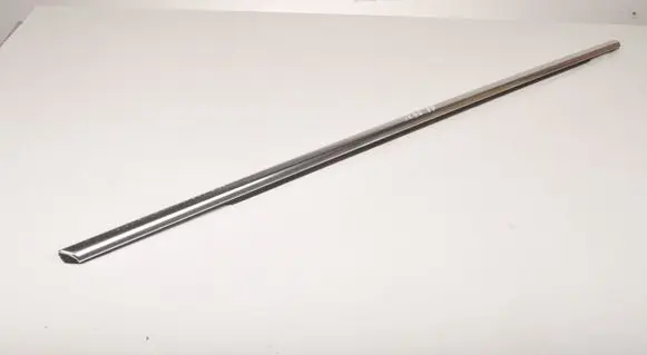 Volvo XC90 Front door windshield rail 